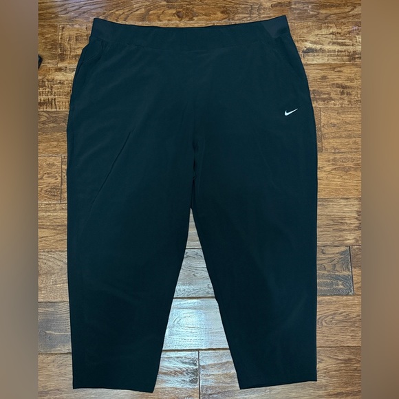 Women’s Plus Size Nike Athletic Performance Pants - 2X - Must See! - Picture 1 of 4